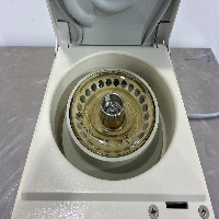 Heraeus Biofuge Pico Centrifuge image 3